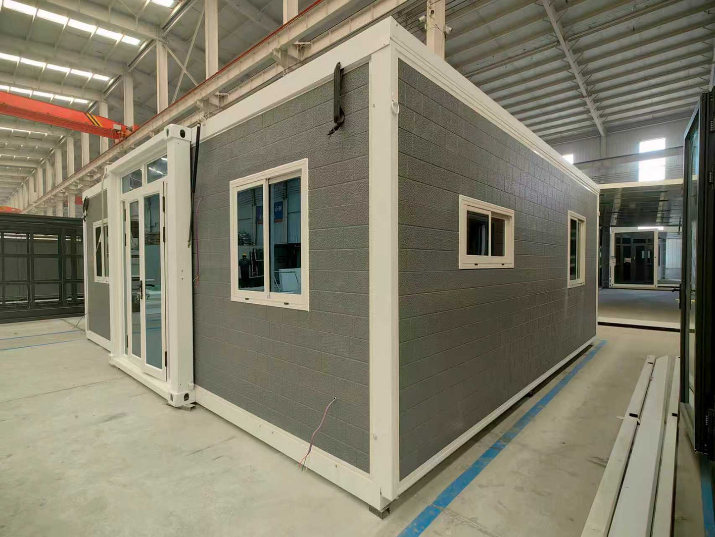 FE40 with white frame and grey cladding 