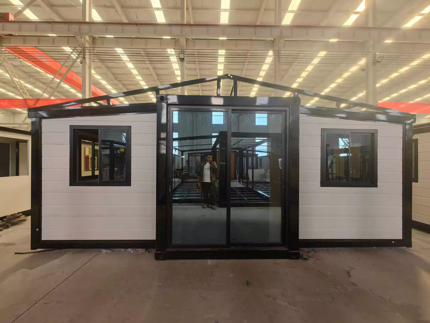 white cladding 20ft with roof frame pretested