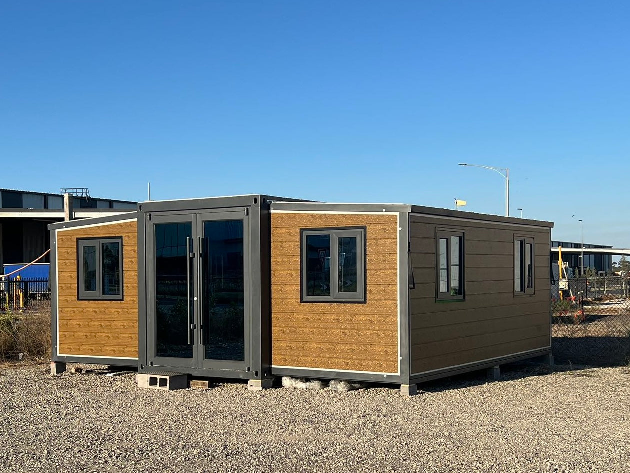 20FT Expandable House with 2 beds